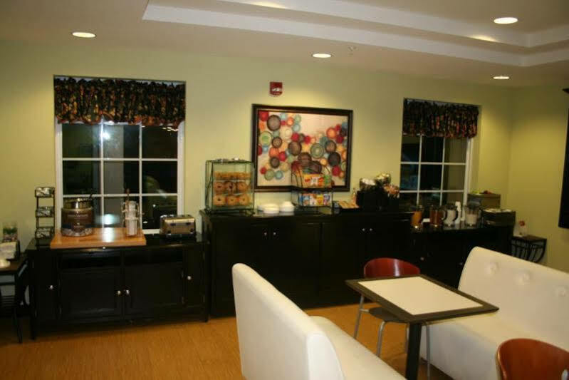 Mainstay Suites Jacksonville Near Camp Lejeune Εξωτερικό φωτογραφία